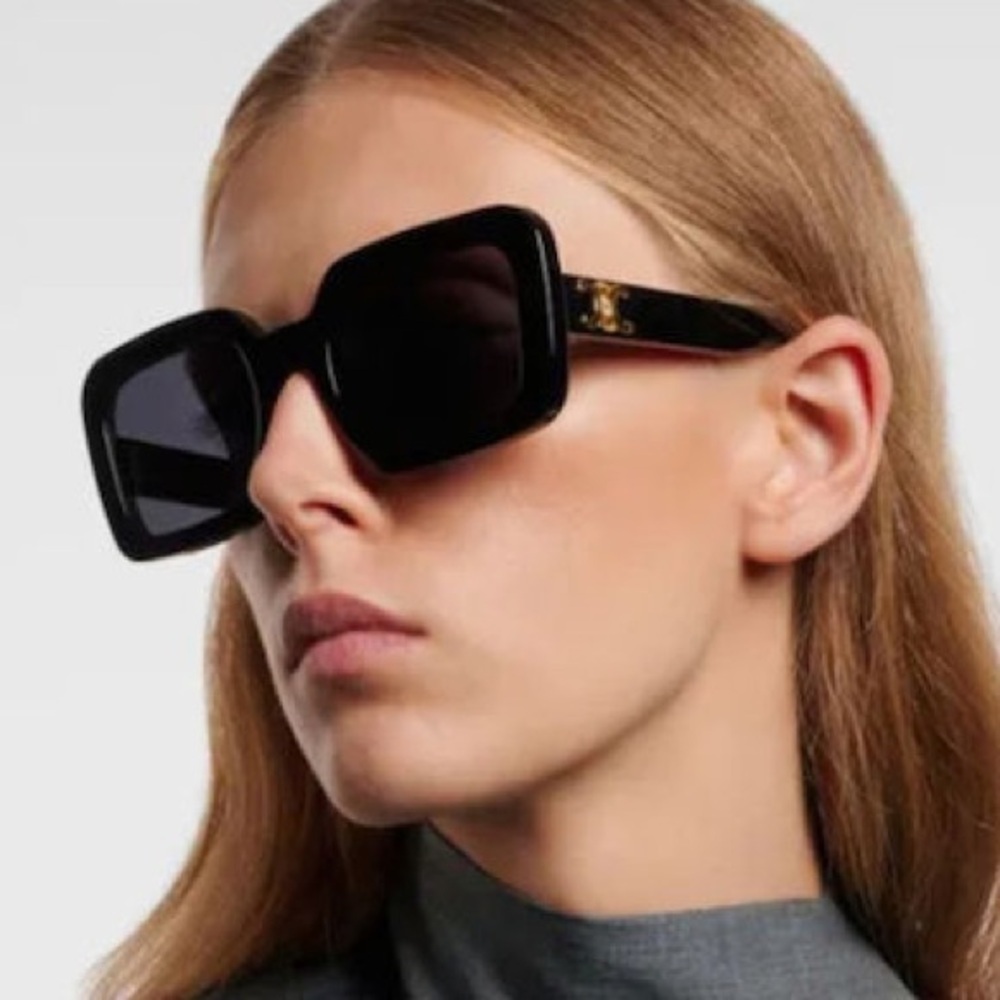 Celine Triomphe Sunglasses Black CL40304U-01A Gold Logo NWT - Picture 3 of 14